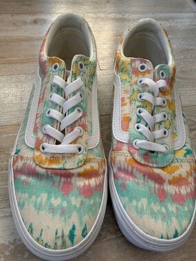 Women’s Tie-Dye Canvas Sneakers with White Accent